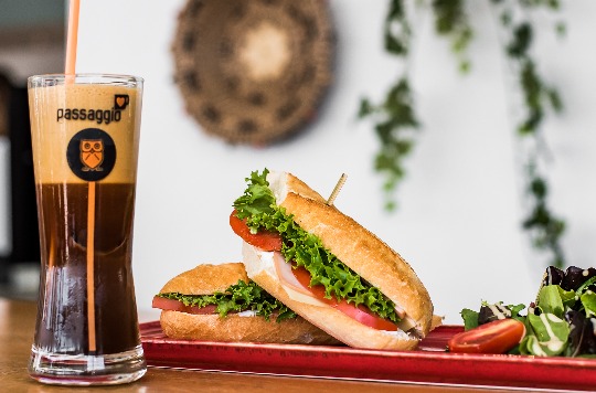 passaggio athina delivery online παραδοση πακετο καλλιθεα παραγγελια καφε φαγητο αθηνα δωρεαν burger
